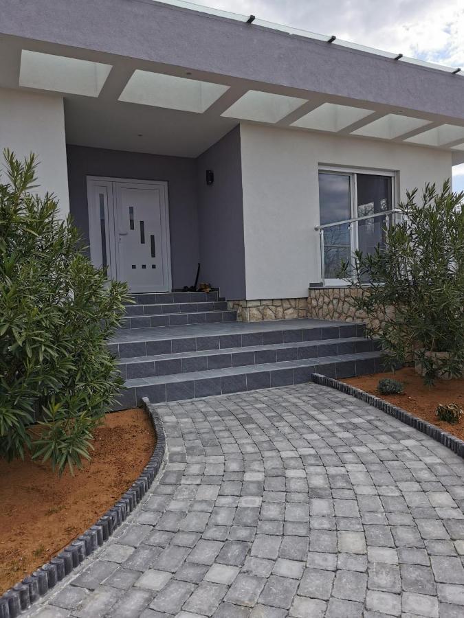 Seaside Slivnica Villa