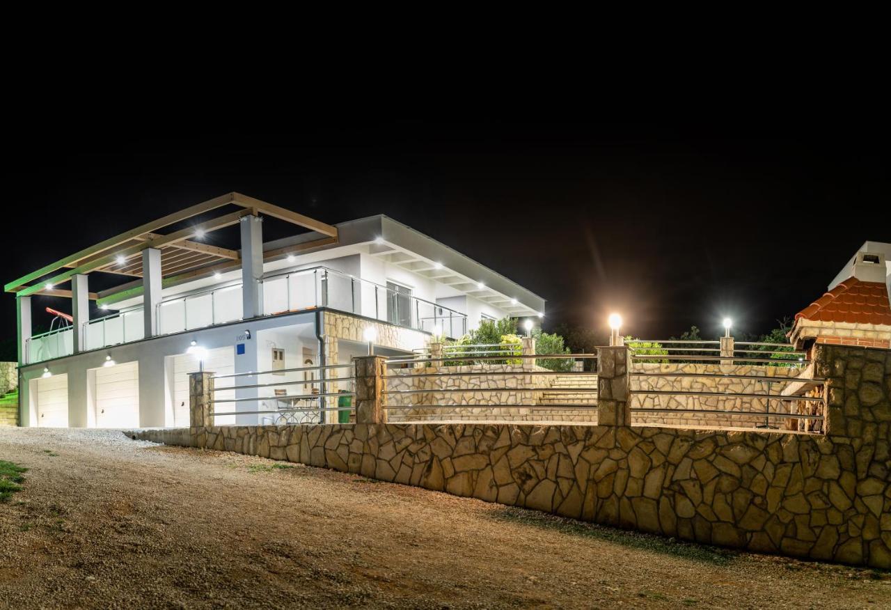 Seaside Slivnica Villa
